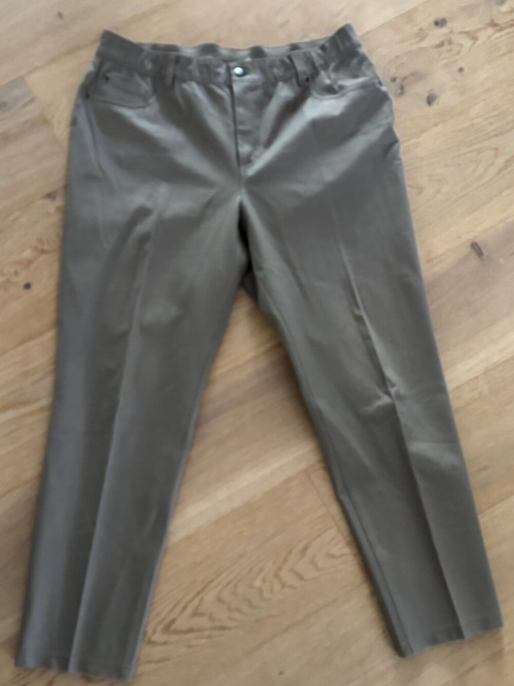 CHICO'S SO SLIMMING ANKLE JEAN SIZE 2.5 [14R] IN DARK TAUPE
